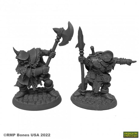 guerriers orcs en armure avec armes d'hast