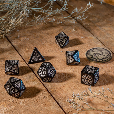 Set de dés pour jeu de rôle d20 d10 d12 d6 d8 d4 d2